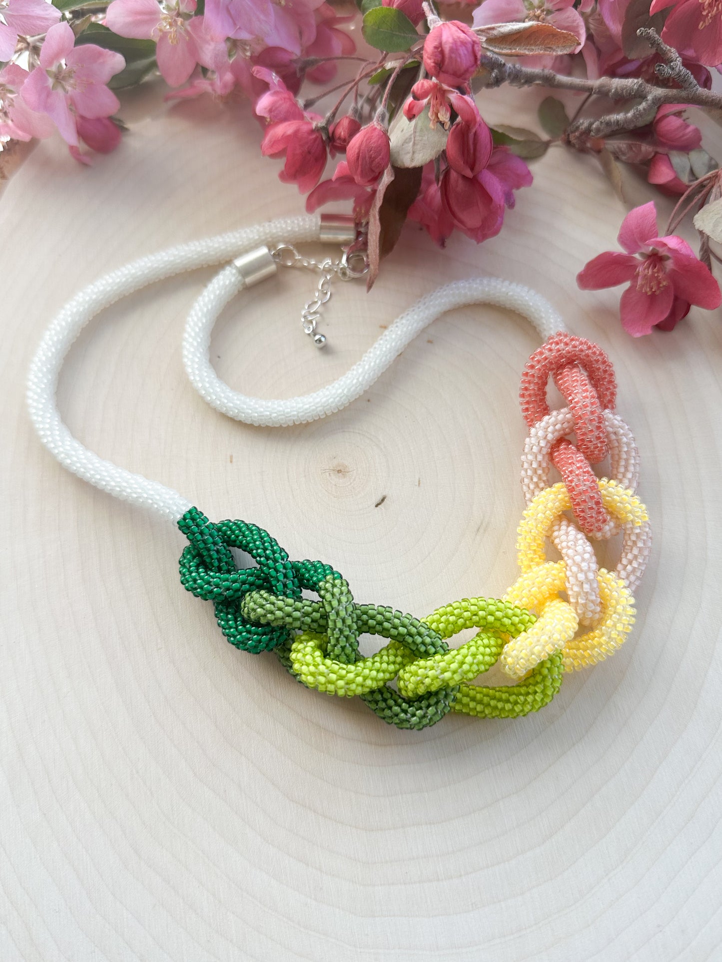 Daisy Chain Necklace - Garden