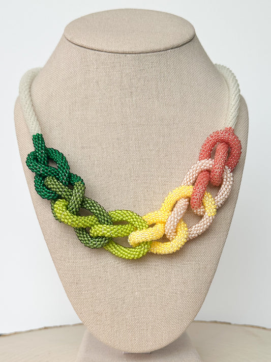 Daisy Chain Necklace - Garden